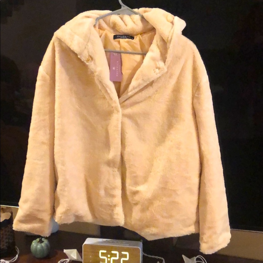 Maverick The Collection Cream Hooded Jacket